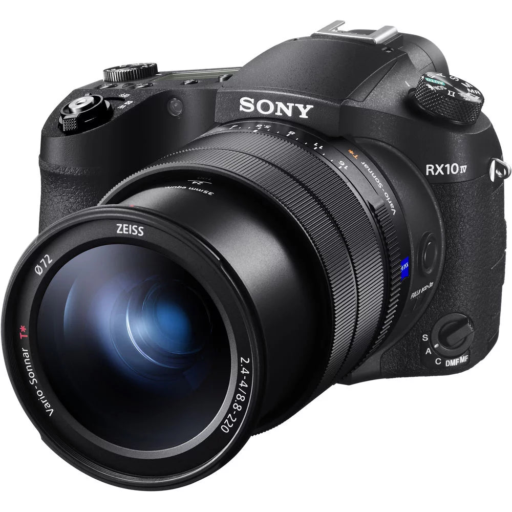 Digital Camera with Wide Angle Lens E7688