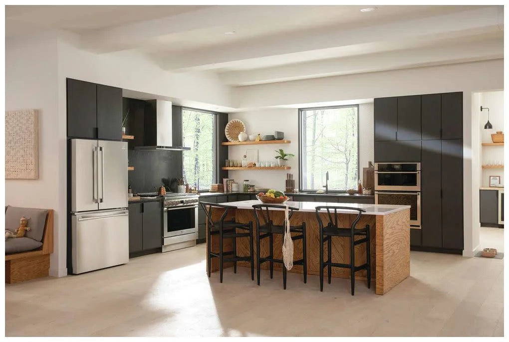 36" Wide 22.6 Cu. Ft. French Door Refrigerator P528
