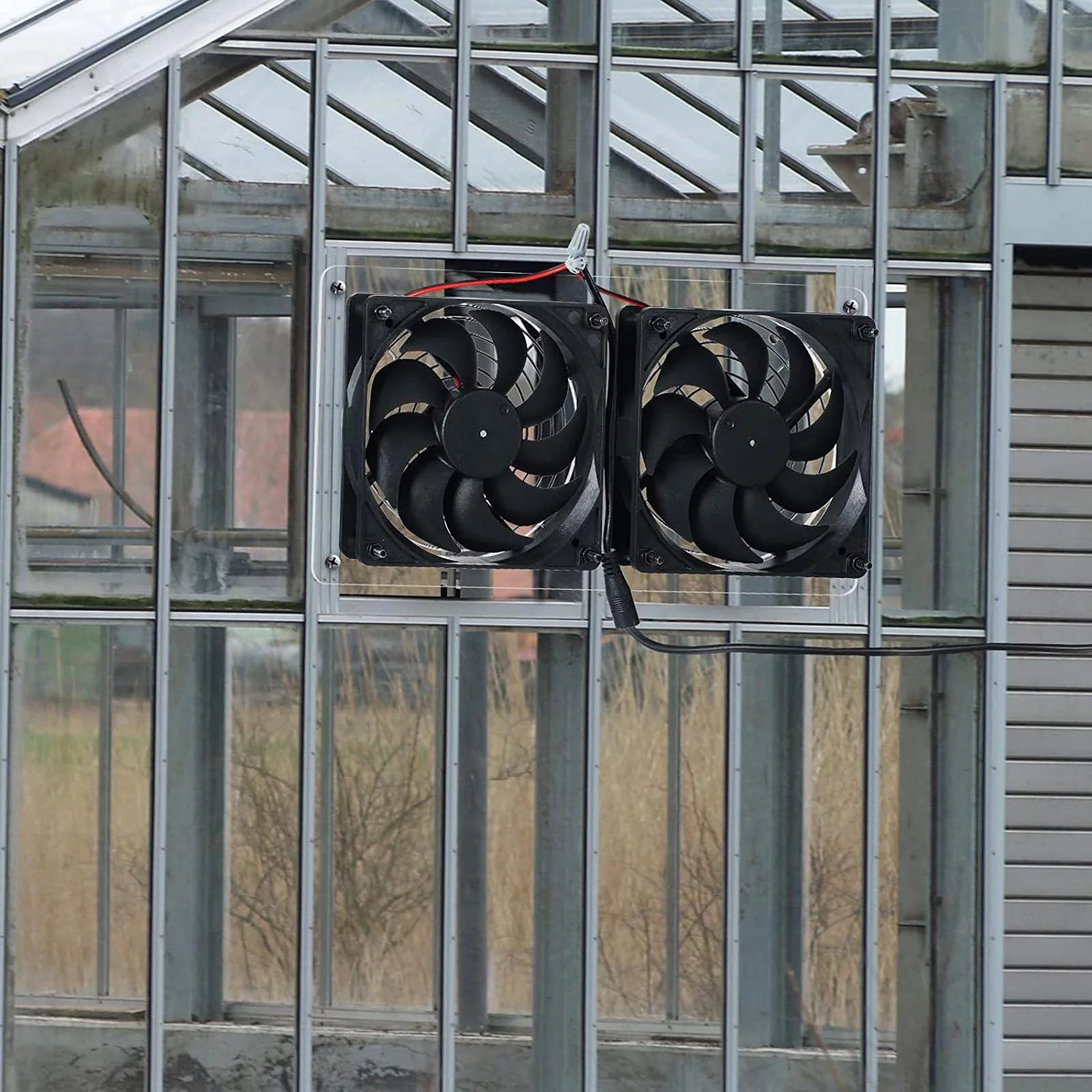 Waterproof solar Exhaust Fan Extractor Ventilation Portable for Chicken Coops Greenhouse Shed Roofs Window