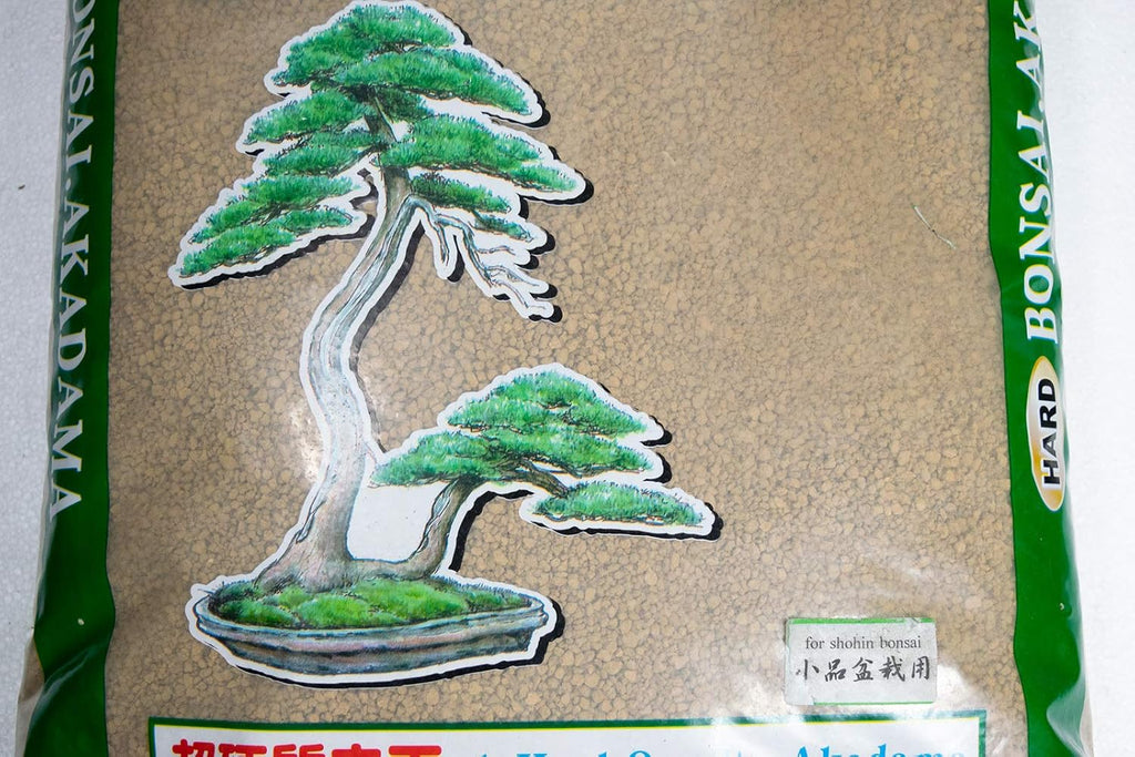 Akadama for Bonsai Succulent Soil, 13 Liter, 2-3 mm Grain L235560