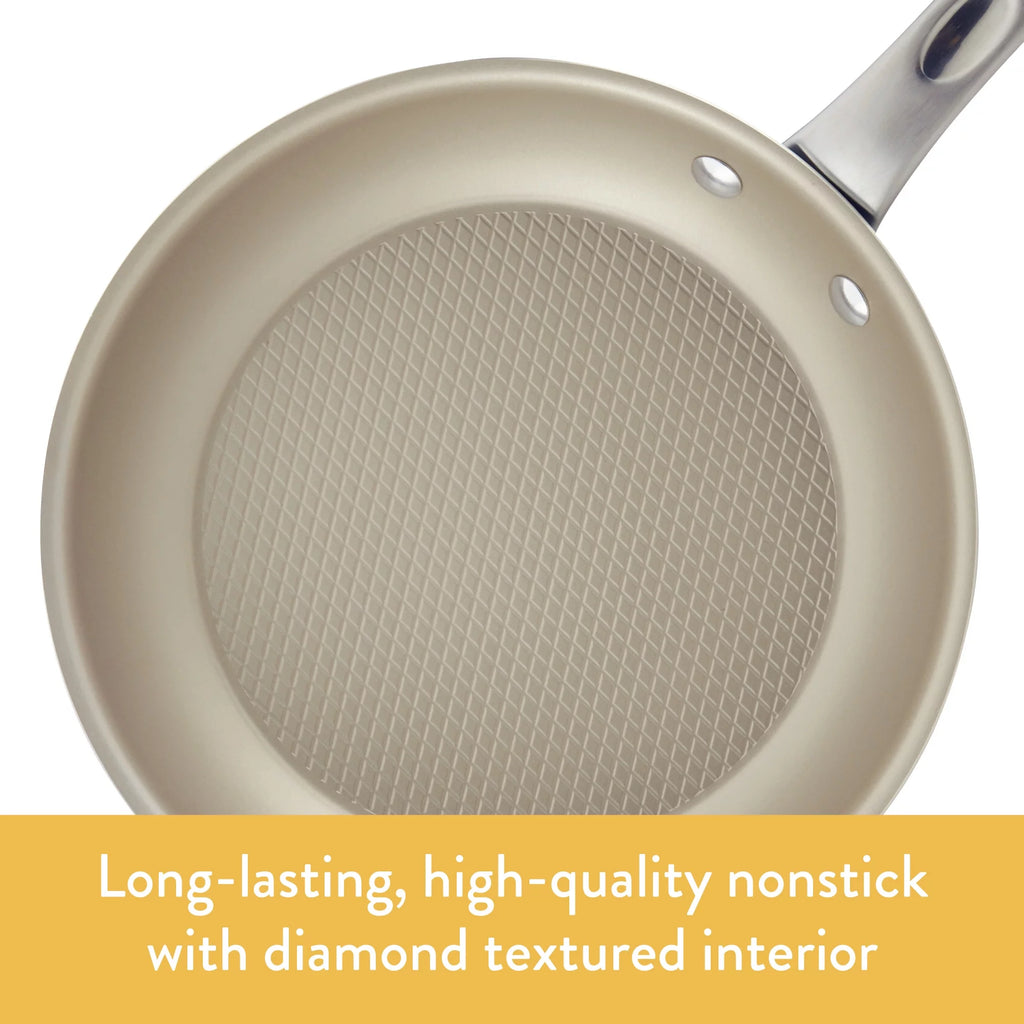 Porcelain Enamel Nonstick Covered Saucepan, 3 Quart Z82421