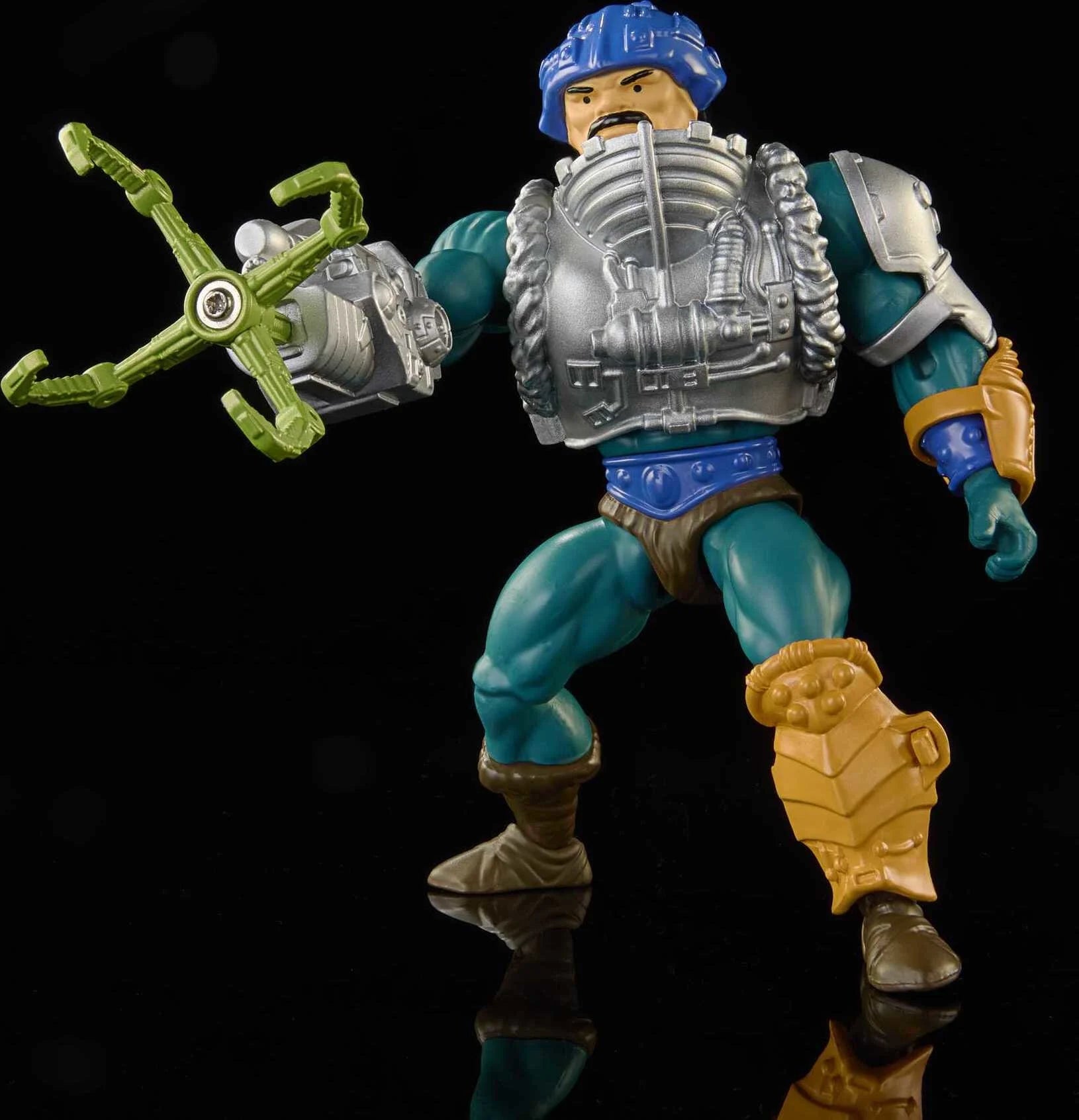 Man-at-Arms Action Figure with Accessory, Posable 5.5 Inch Y85874