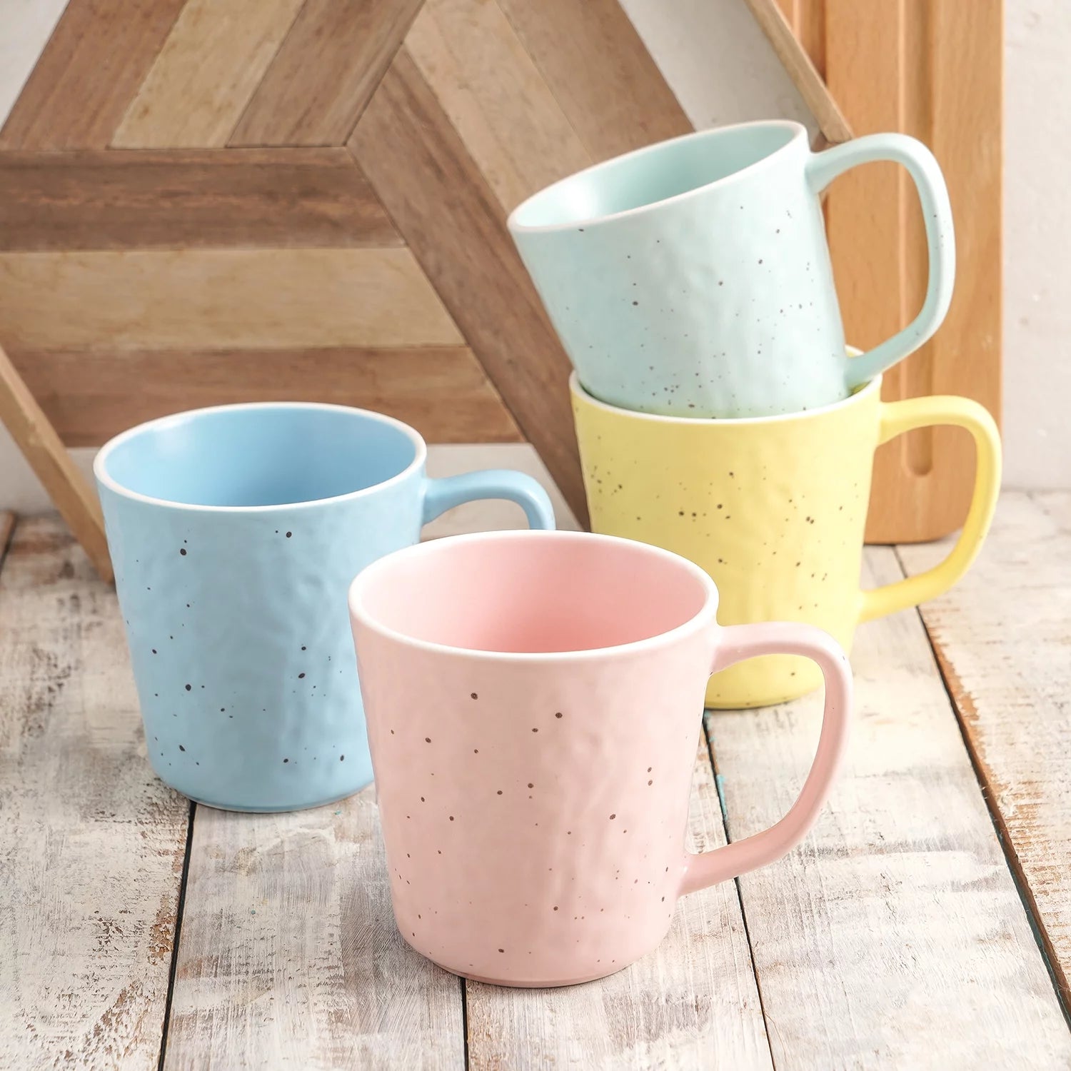 16-Piece Stoneware Dinnerware Set for 4, Multicolor J205