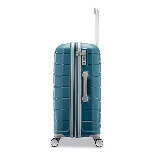Hardside Carry-On Luggage - Expandable Hard Shell Spinner Suitcase B567593