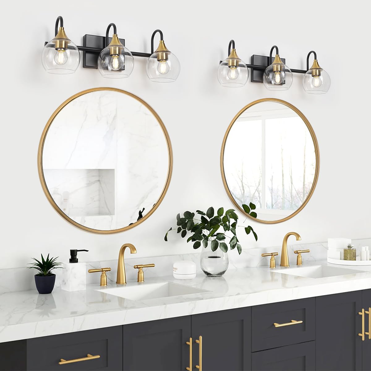 Black Gold Bathroom Vanity Light, 3-Light Globe Wall Sconce Q907095