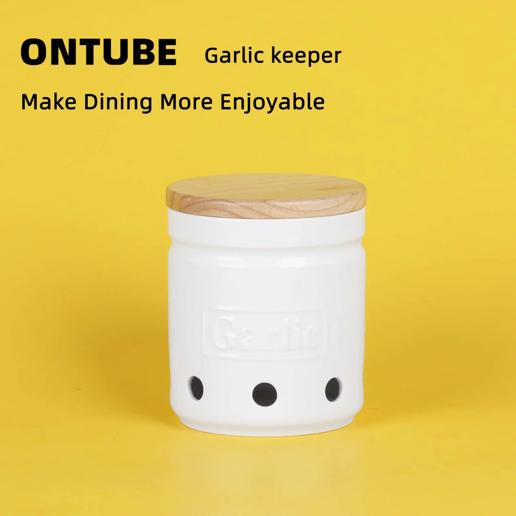 Garlic Keeper with Lid, Ceramic Garlic Saver W5581