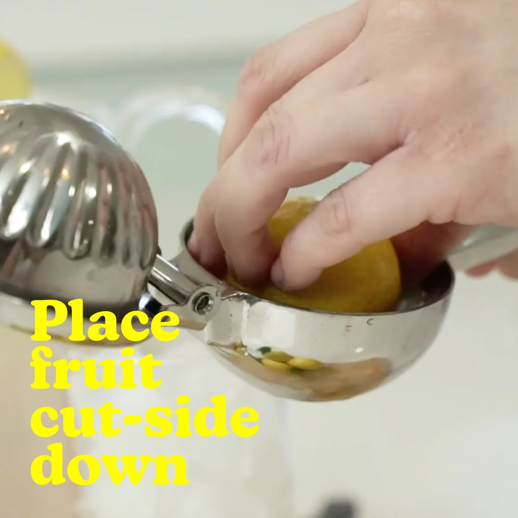 Washable Lemon Squeezer Stainless Steel with Large Bowl and Stable Grip O8612
