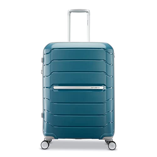 Hardside Carry-On Luggage - Expandable Hard Shell Spinner Suitcase B567593