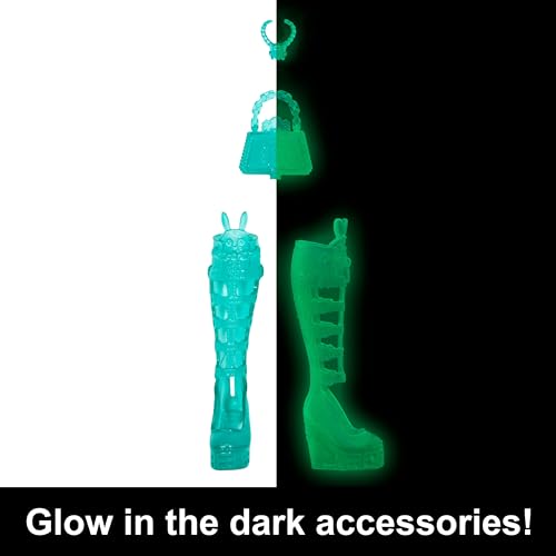 Monster High Skulltimate Secrets Neon Frights Doll with Dress-Up Locker & 19+ Surprises L666466