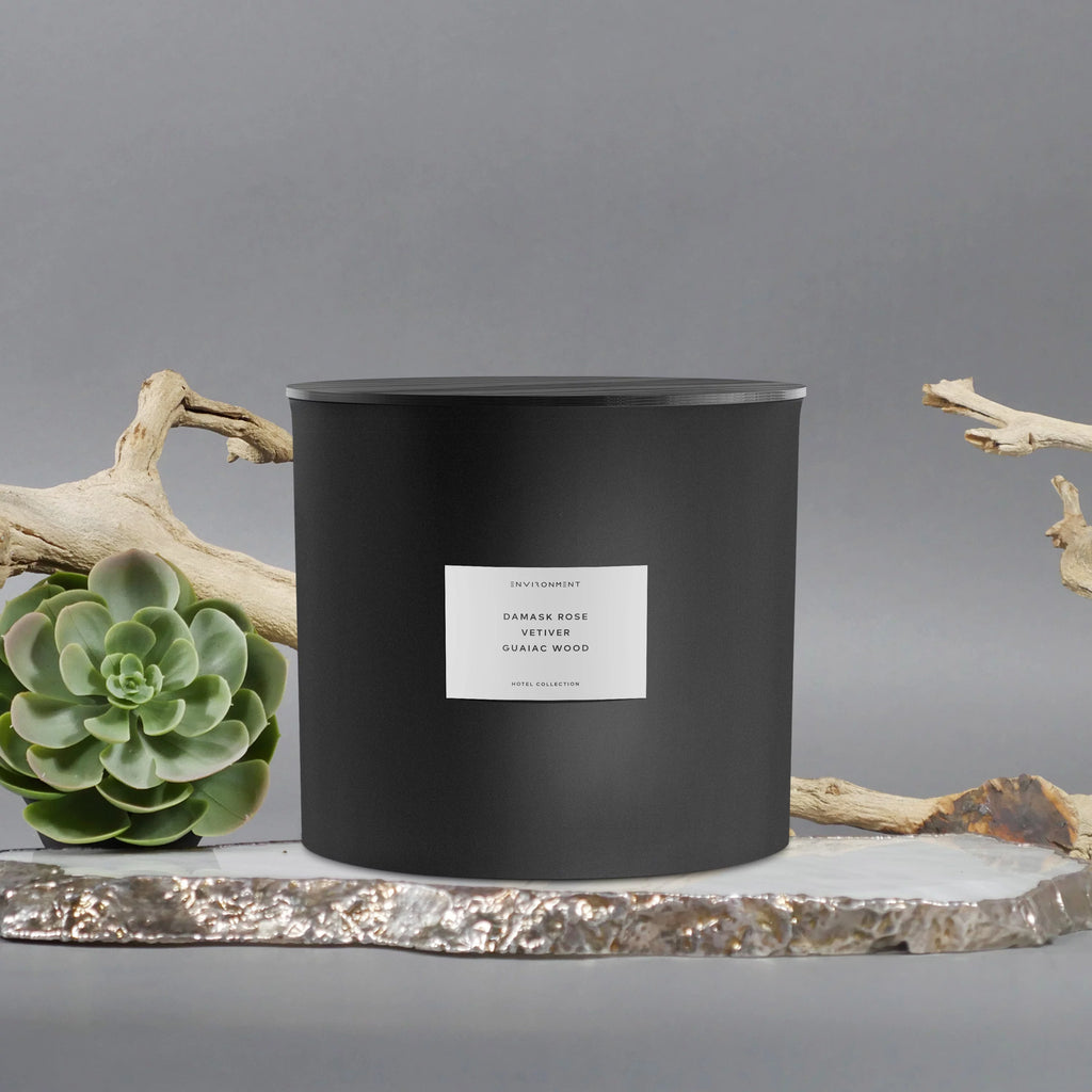 55oz Sandalwood Tonka Musk Candle E2330