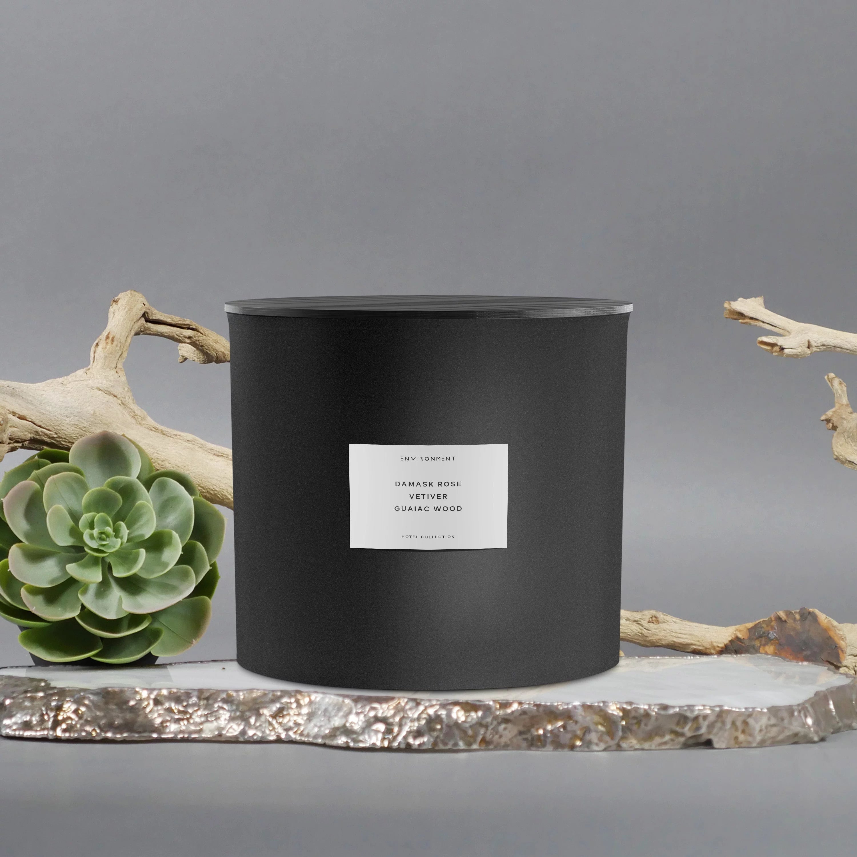 55oz Sandalwood Tonka Musk Candle E2330