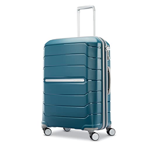 Hardside Carry-On Luggage - Expandable Hard Shell Spinner Suitcase B567593