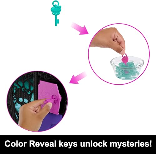 Monster High Skulltimate Secrets Neon Frights Doll with Dress-Up Locker & 19+ Surprises L666466