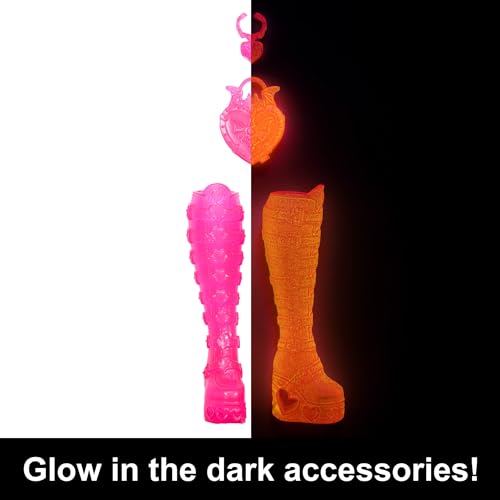 Monster High Skulltimate Secrets Neon Frights Doll with Dress-Up Locker & 19+ Surprises L666466