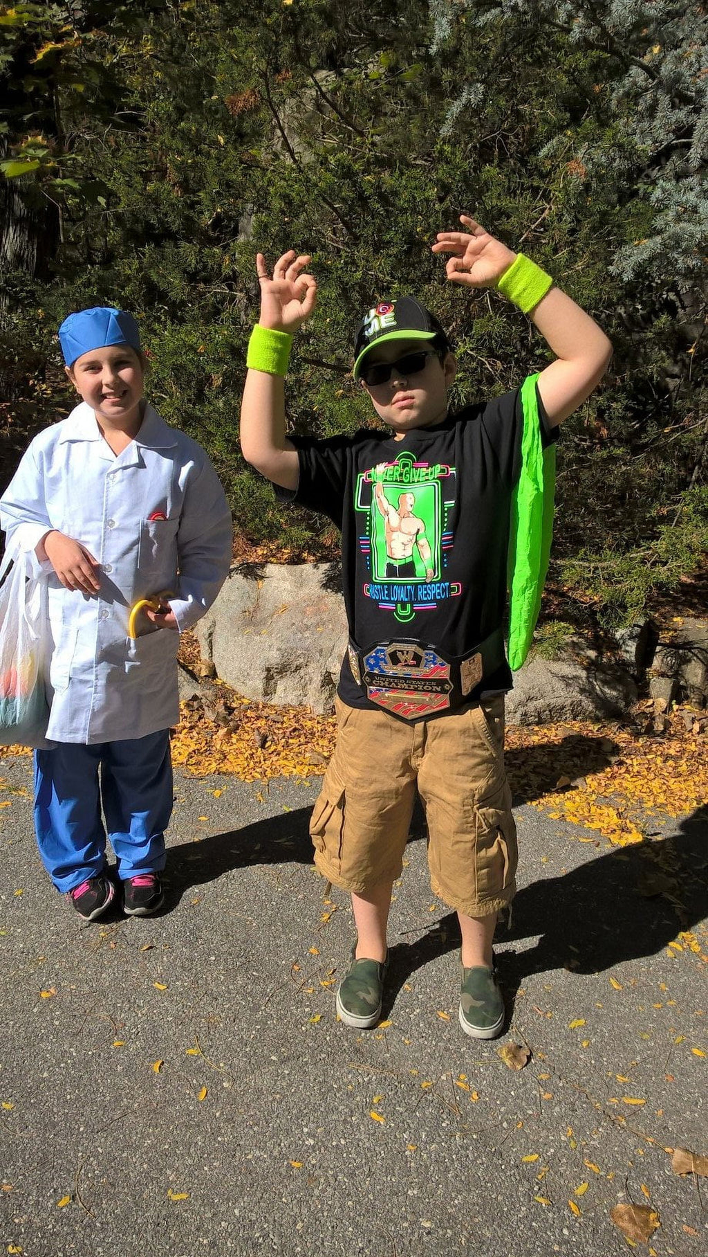 Neon Green Boys Costume T-shirt Hat Wristbands R2795