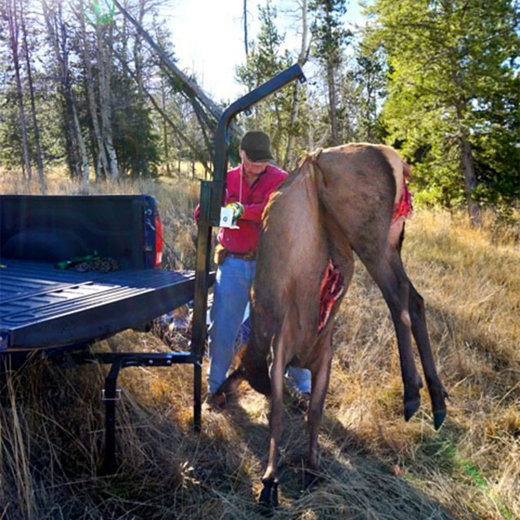 Hitch Mounted Hoist for Game M1824
